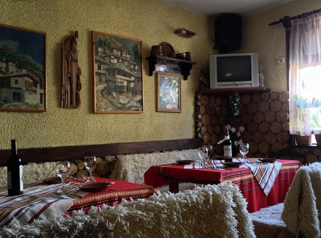 Family Hotel Santo Bansko Ngoại thất bức ảnh