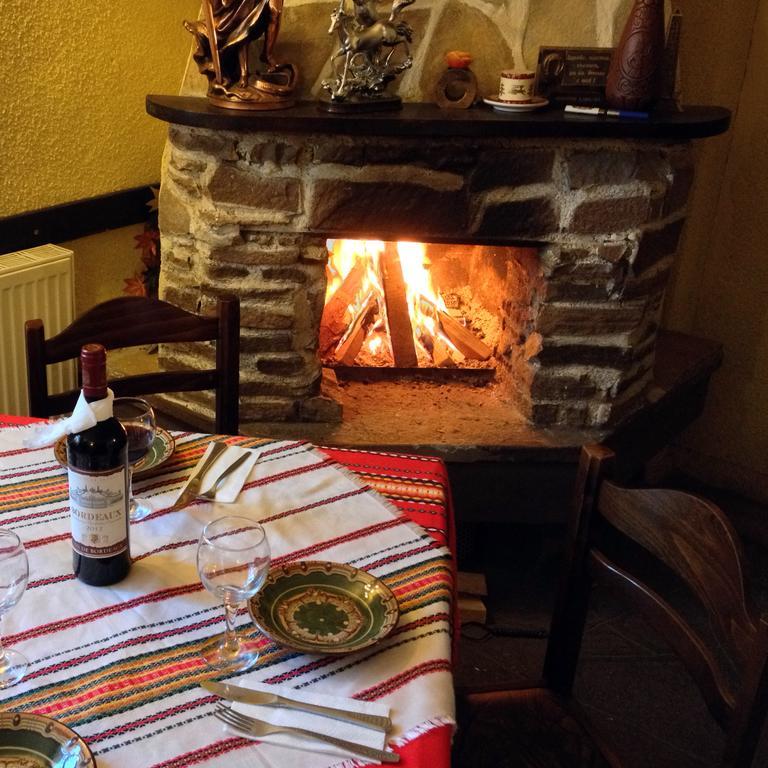Family Hotel Santo Bansko Ngoại thất bức ảnh