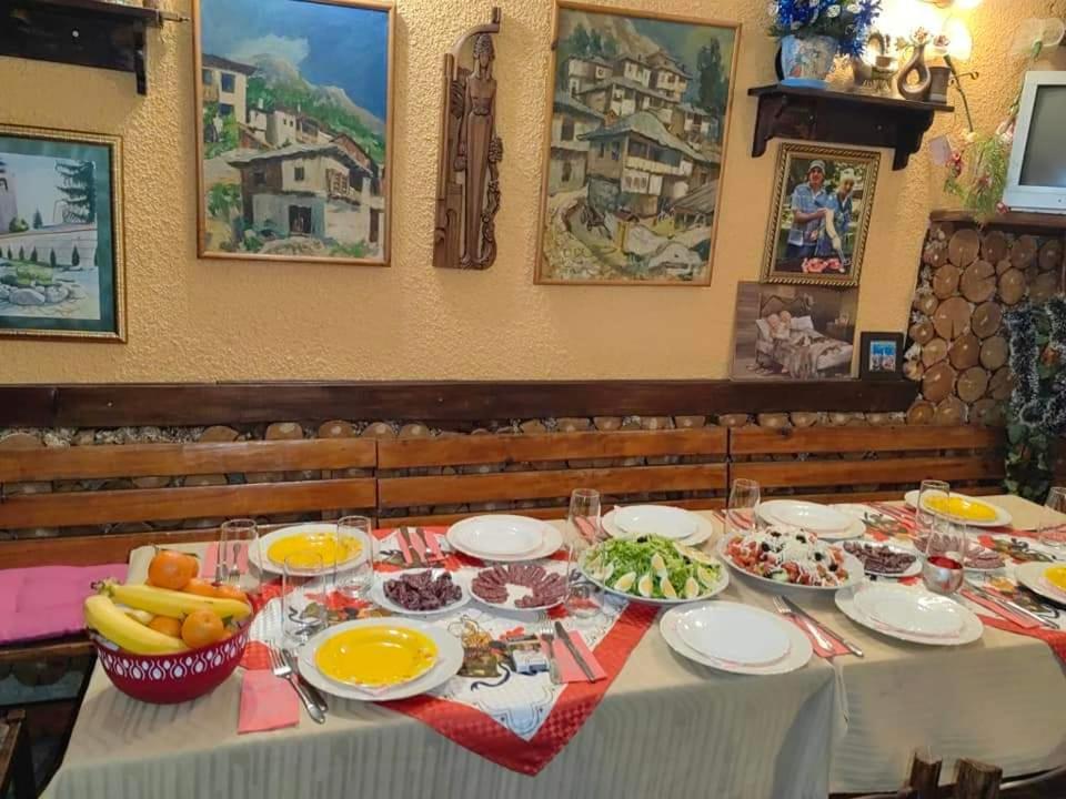 Family Hotel Santo Bansko Ngoại thất bức ảnh