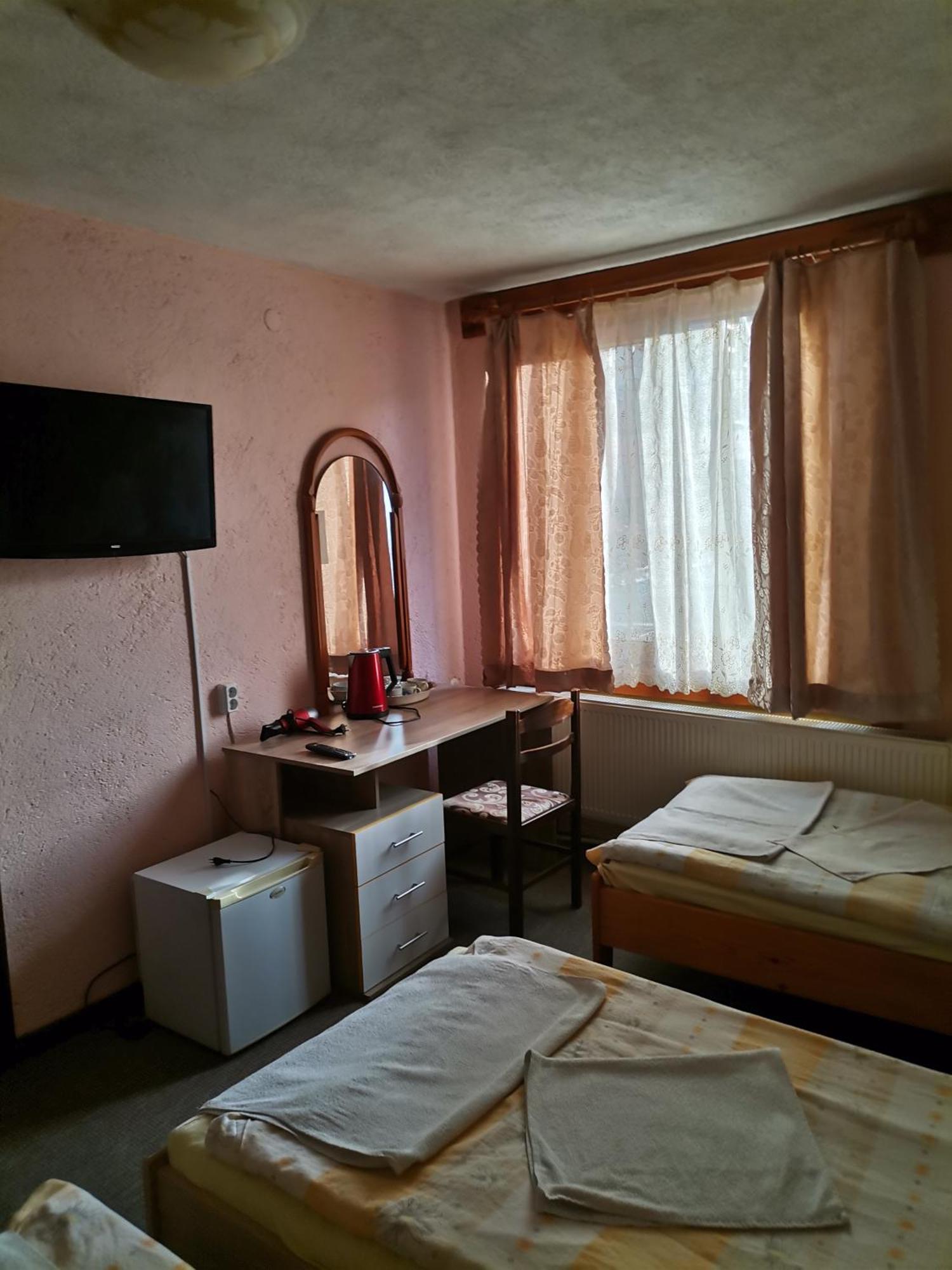 Family Hotel Santo Bansko Ngoại thất bức ảnh