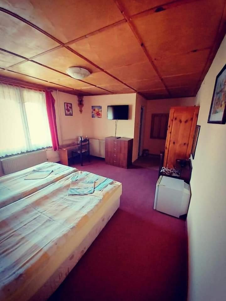 Family Hotel Santo Bansko Ngoại thất bức ảnh