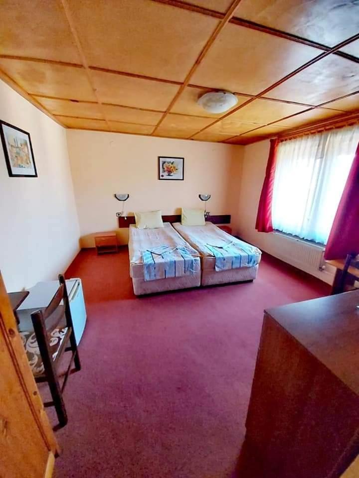 Family Hotel Santo Bansko Ngoại thất bức ảnh