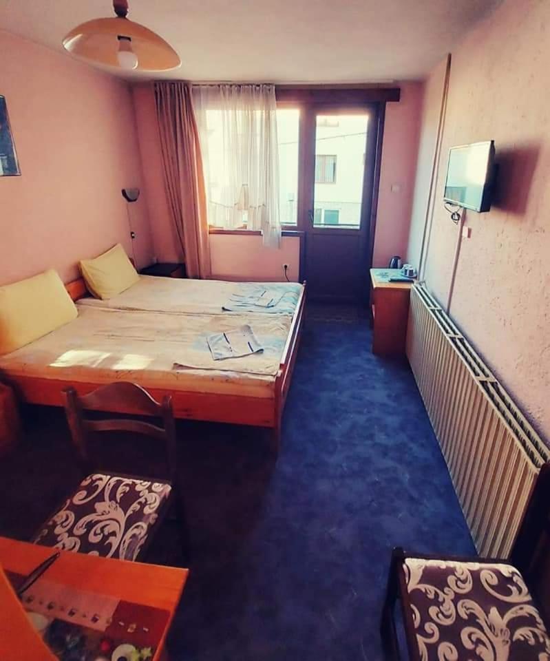 Family Hotel Santo Bansko Ngoại thất bức ảnh