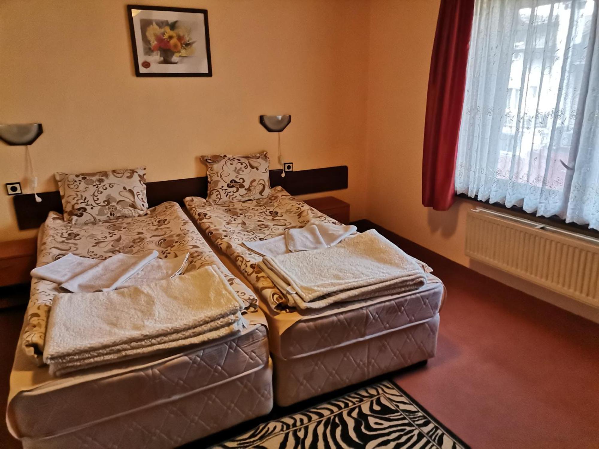Family Hotel Santo Bansko Ngoại thất bức ảnh